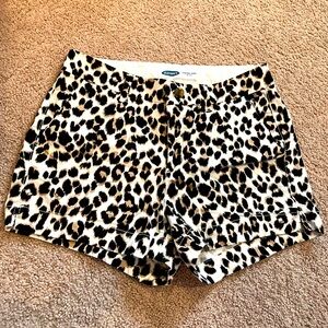 Old Navy Leopard Print Mid-Rise Shorts